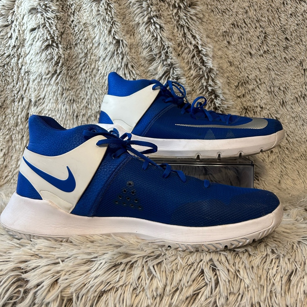 Men's NIKE KD Trey 5‎ IV Basketball Sneakers Shoes Kevin Durant 35 Blue Sz 18